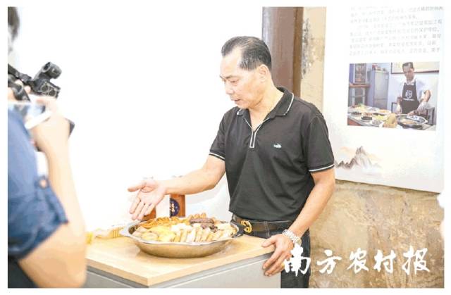 广式盆菜制作技艺区级非遗传承人游顺发进军预制菜。