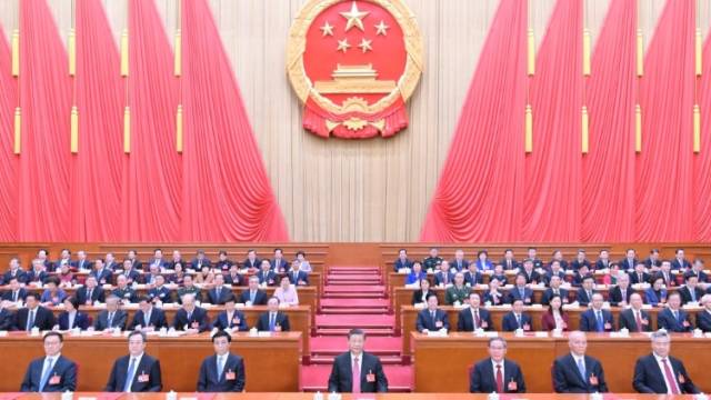 十四届全国人大二次会议在京闭幕